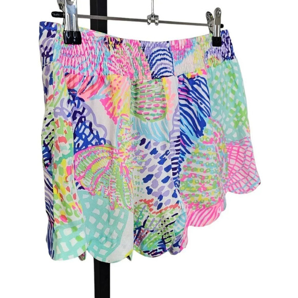 Lilly  Pulitzer Womens Dahlia Shorts Scalloped Size XS NWT Wearable Art Abstract - Picture 8 of 8